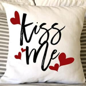 kiss me cushion